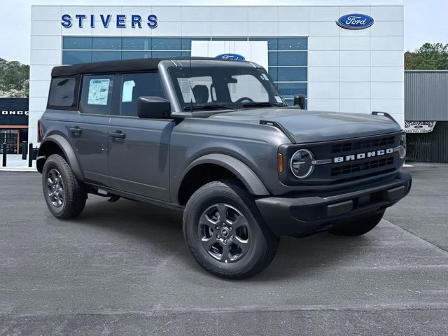 2025 Ford Bronco Base 4x4's photo