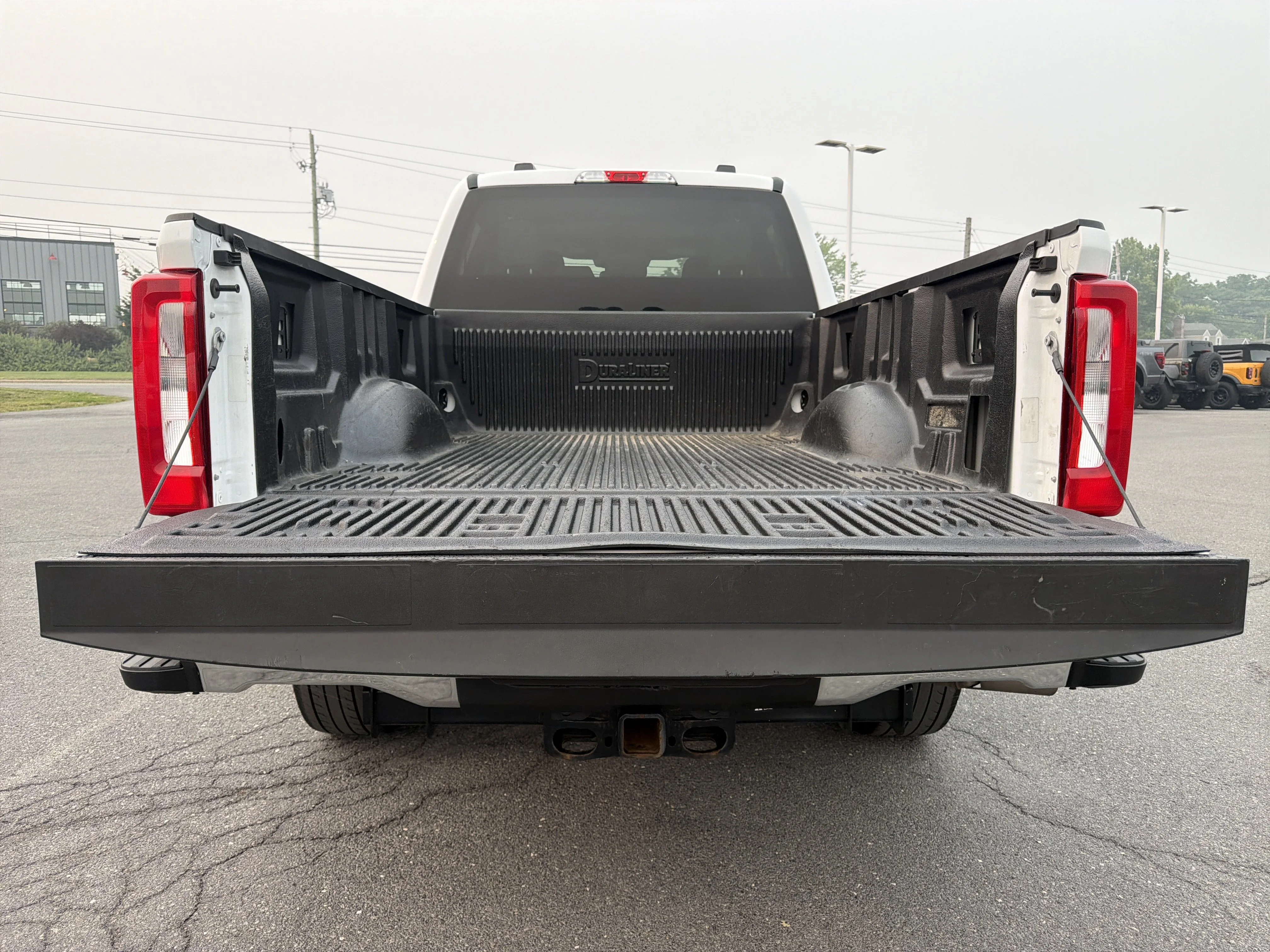 Used 2024 Oxford White Ford XLT image 5