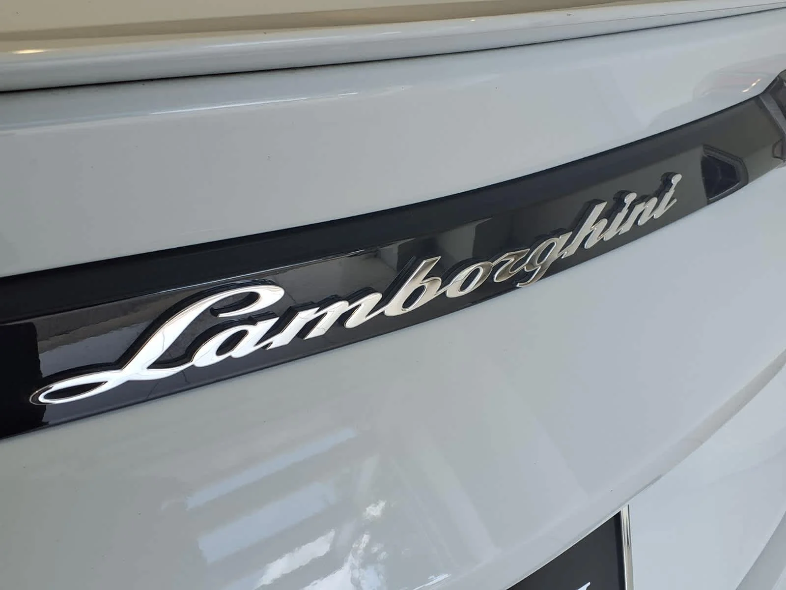 Used 2022 Bianco Monocerus Matt Lamborghini  image 28