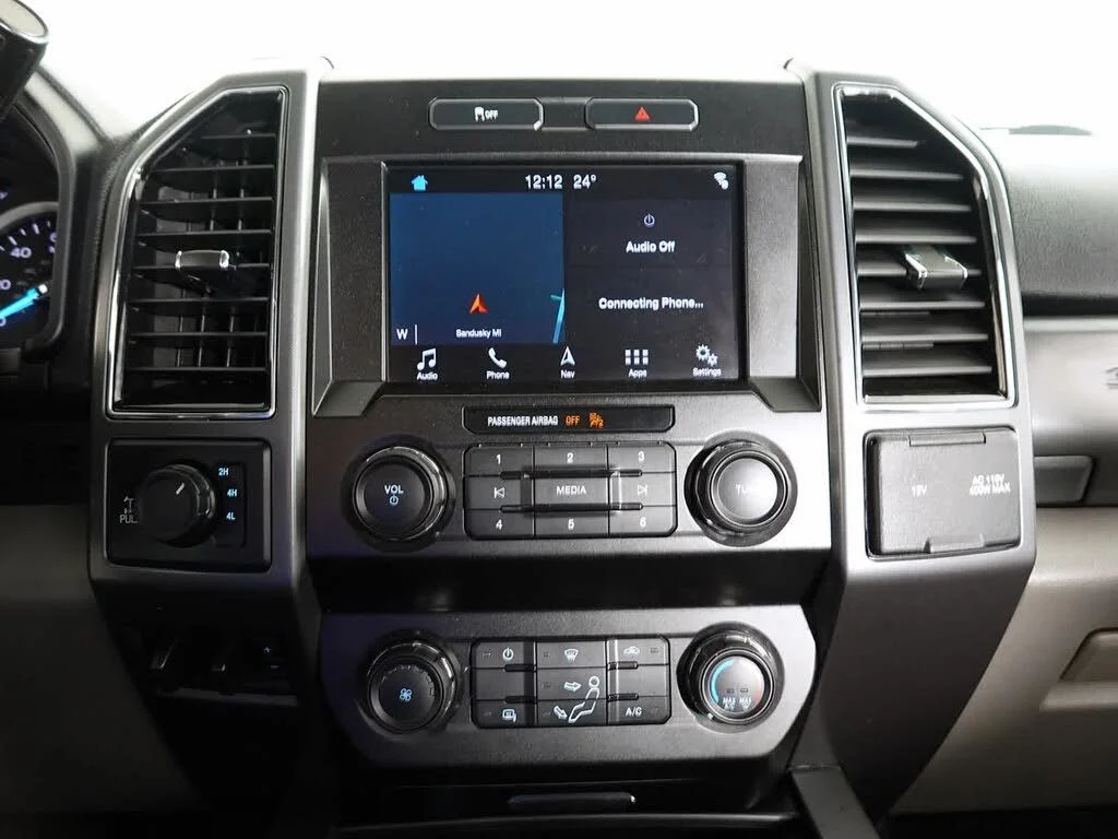 Used 2019 White Ford XLT image 20
