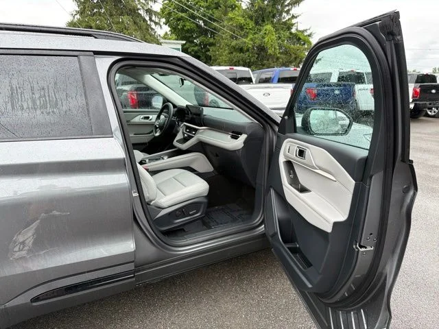New 2026 Carbonized Gray Metallic Ford Active image 28