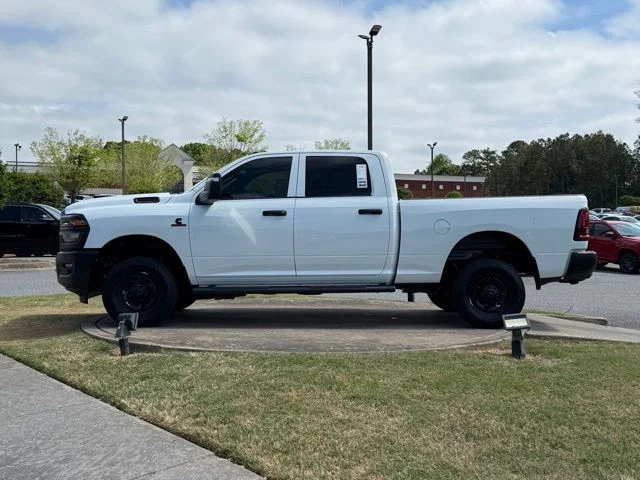 New 2026 Bright White Clear-Coat Exterior Paint RAM Tradesman image 4