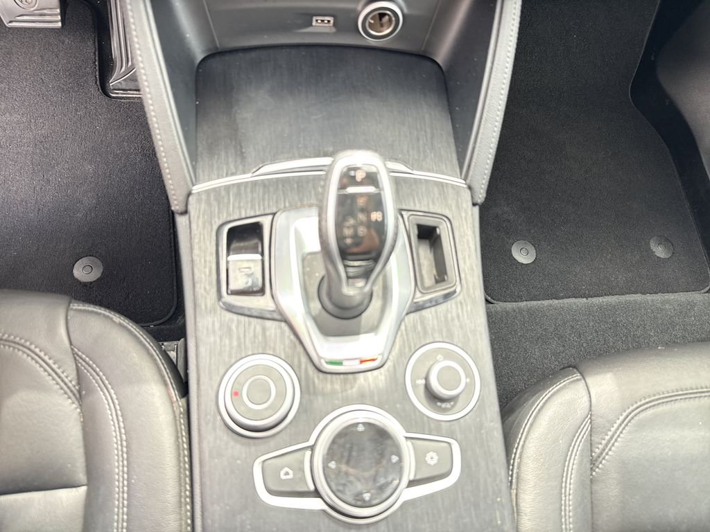 Used 2021 White Alfa Romeo Sprint image 24