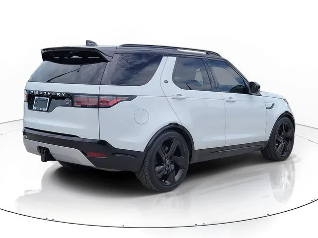 Used 2023 White Land Rover Metropolitan Edition image 5