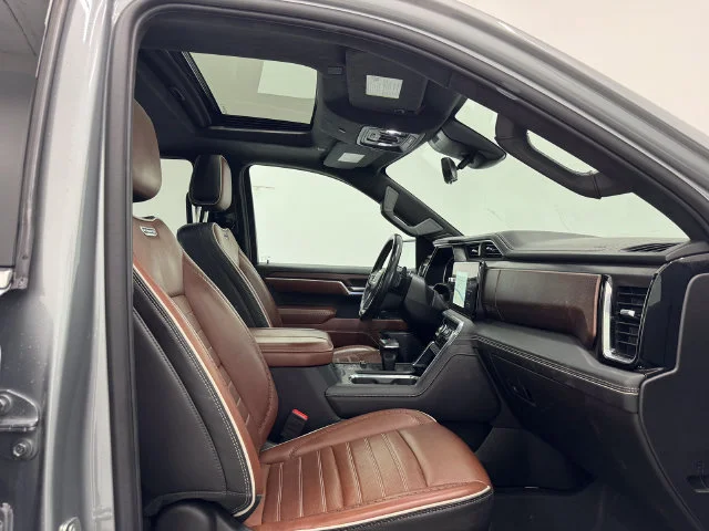 Used 2024 Sterling Metallic GMC Denali Ultimate image 18