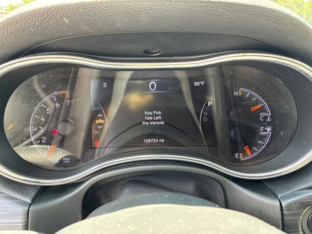 Used 2022 Black Jeep Laredo E image 16