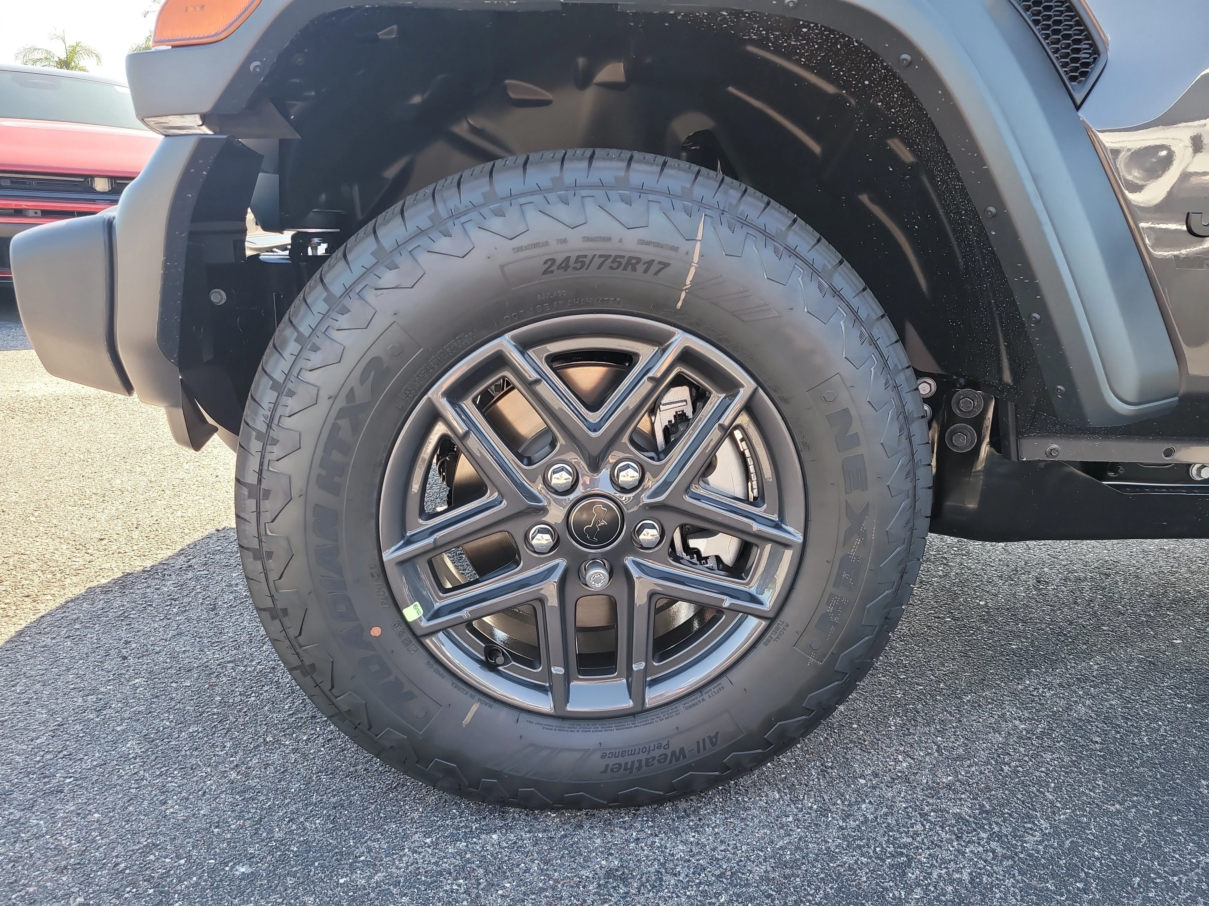 New 2026 Granite Crystal Metallic Clearcoat Jeep Sport S image 10