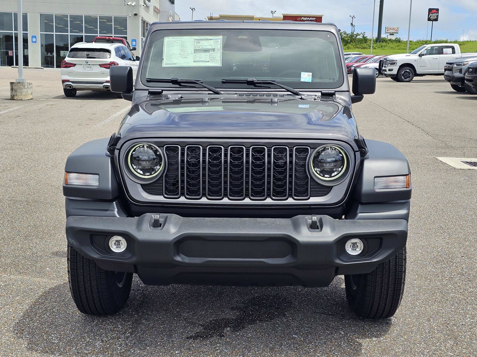 New 2026 Granite Crystal Metallic Clearcoat Jeep Sport S image 2