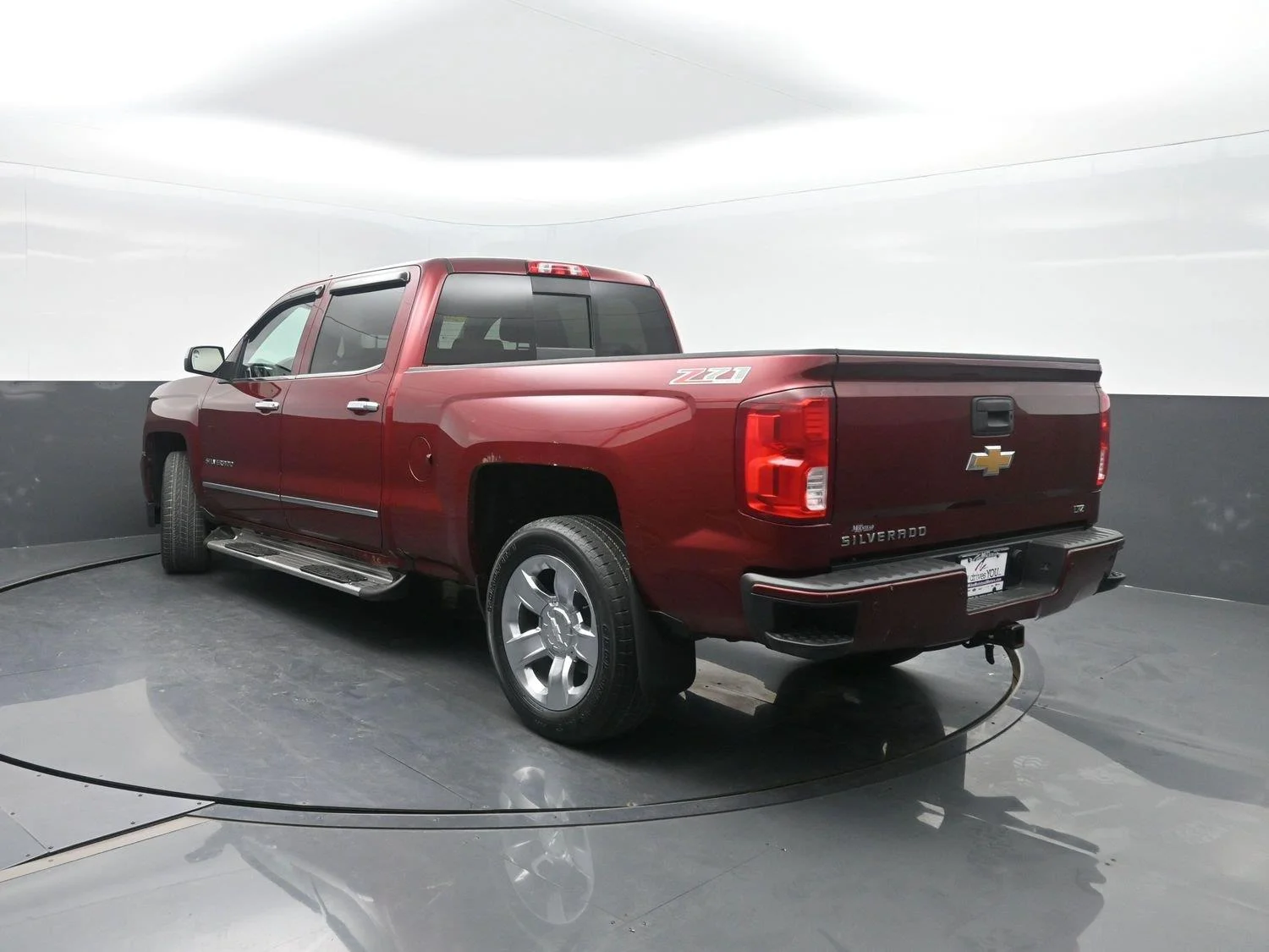 Used 2017 Siren Red Tintcoat Chevrolet LTZ image 45