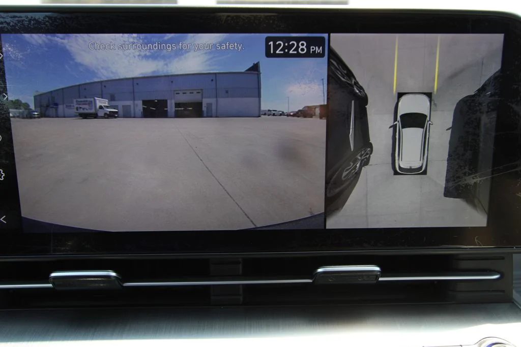 Used 2024 White Hyundai Limited image 14