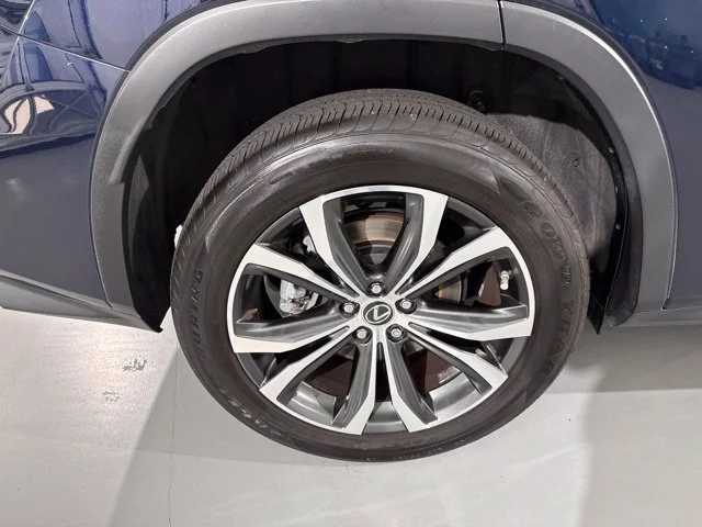 Used 2019  Lexus 350 image 13