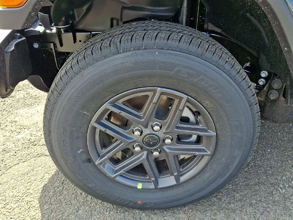 New 2026 Black Clear-Coat Exterior Paint Jeep Sport S image 19