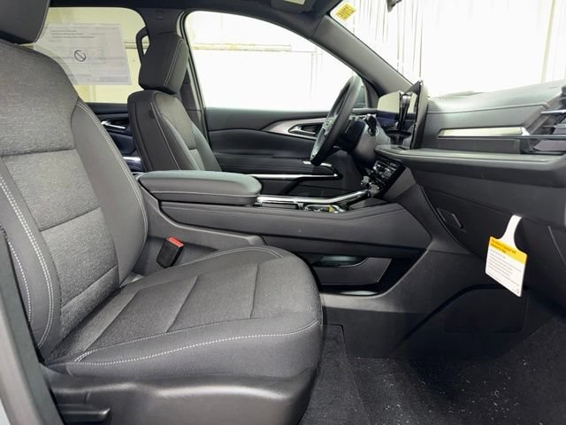 2027 Chevrolet Traverse LT - Photo 23