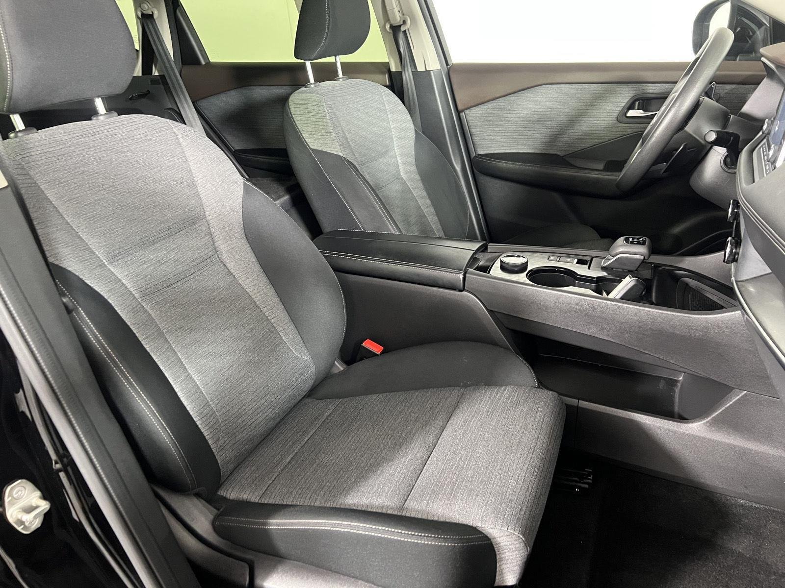 Used 2023 Super Black Nissan SV image 23