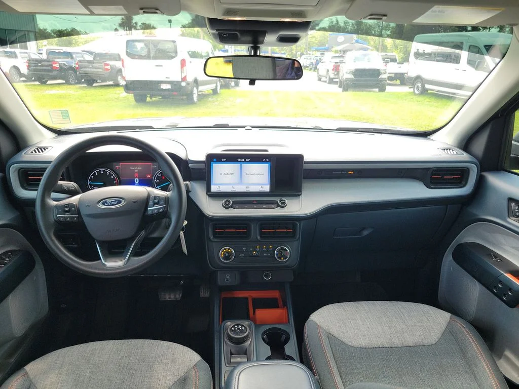 Used 2024 Gray Ford XLT image 10