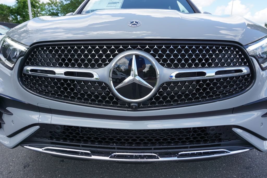 2025 Mercedes-Benz GLC Base - Photo 9