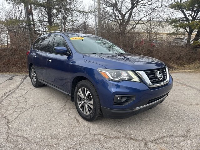 2017 Nissan Pathfinder SL
