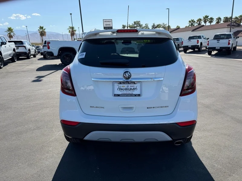 Used 2018 (Includes (CM5) Black Carbon Metallic lower exterior accent color, Paint code W700S.) Buick Sport Touring image 4