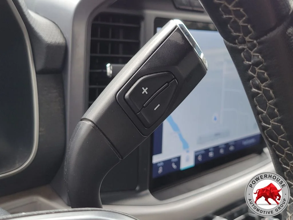 Used 2023 Silver Ford XLT image 32