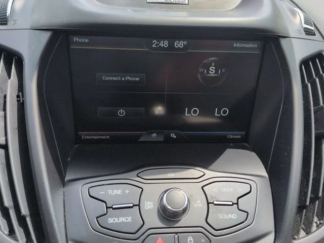 Used 2014 Gray Ford SE image 15