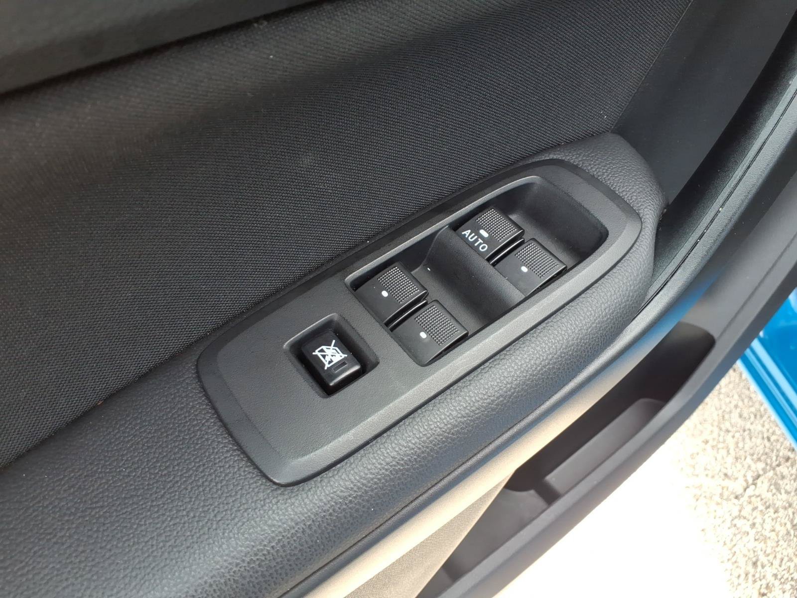 Used 2023 Blue Ford LARIAT image 11