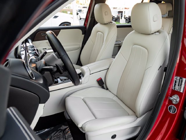 Used 2021 Patagonia Red Metallic Mercedes-Benz GLB 250 image 15