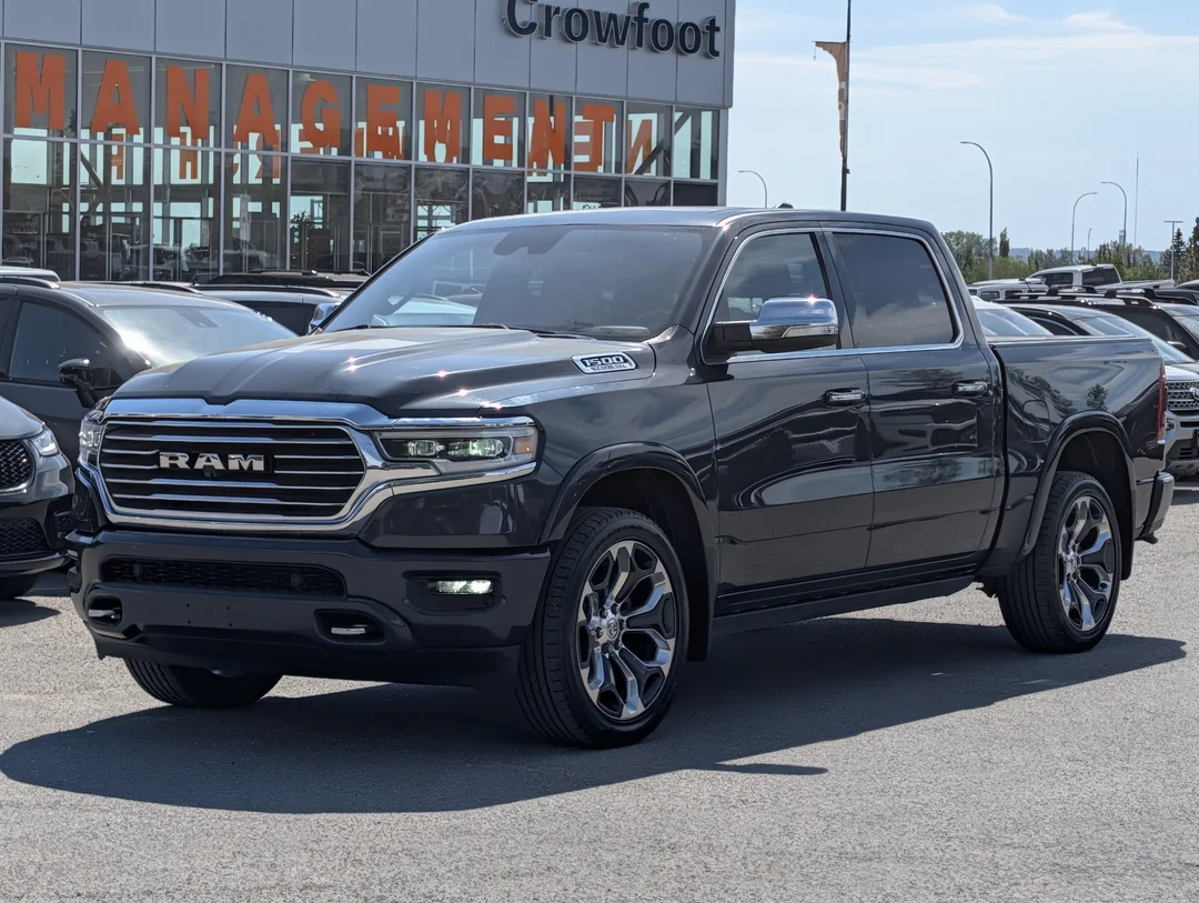 Used 2020 Silver RAM Longhorn - - 4x4 - EcoDiesel V6 - Panoramic Sunroof - Heated Leather Seats & More! image 4