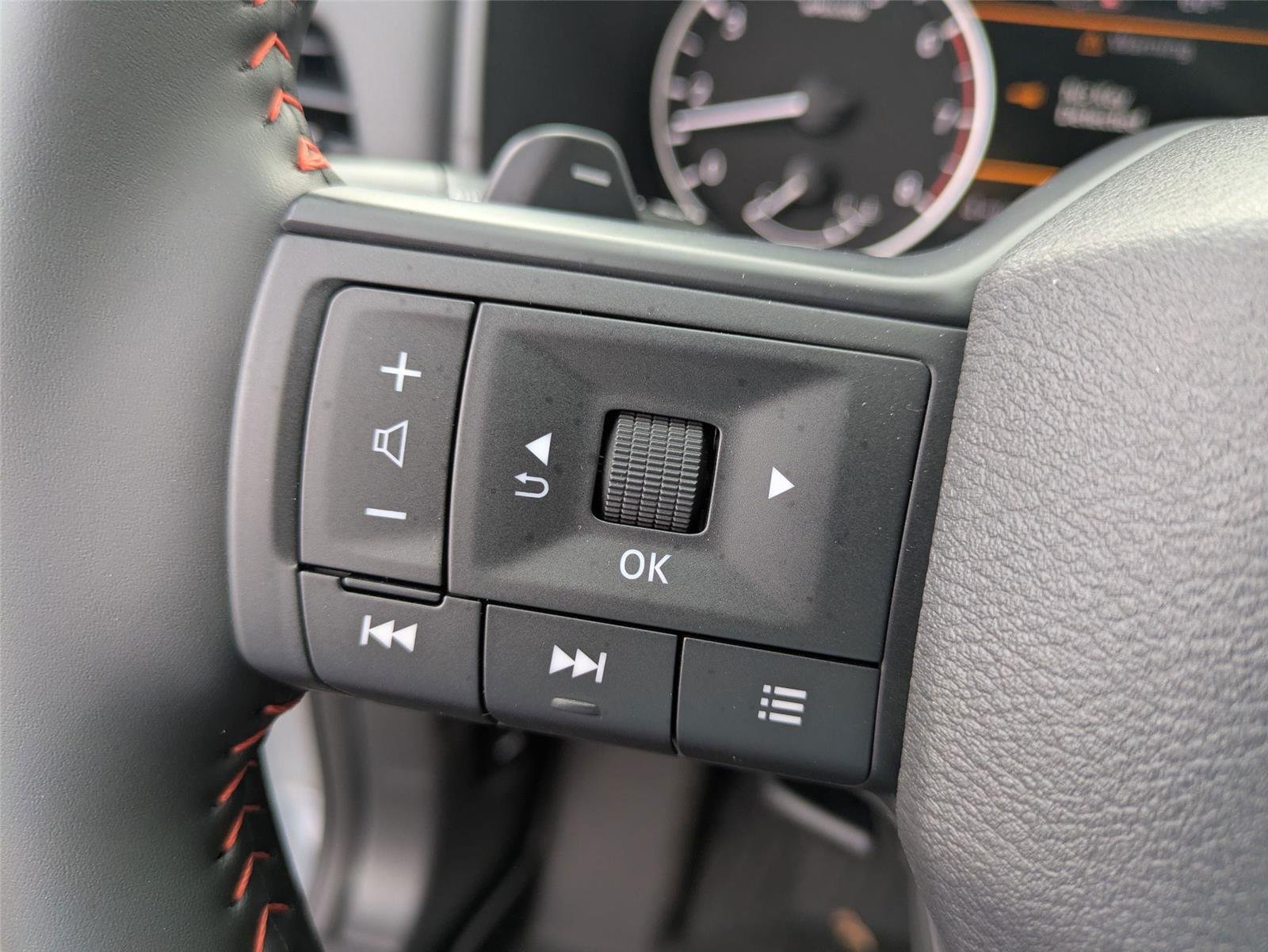 New 2026 Boulder Gray Pearl Nissan Rock Creek image 15