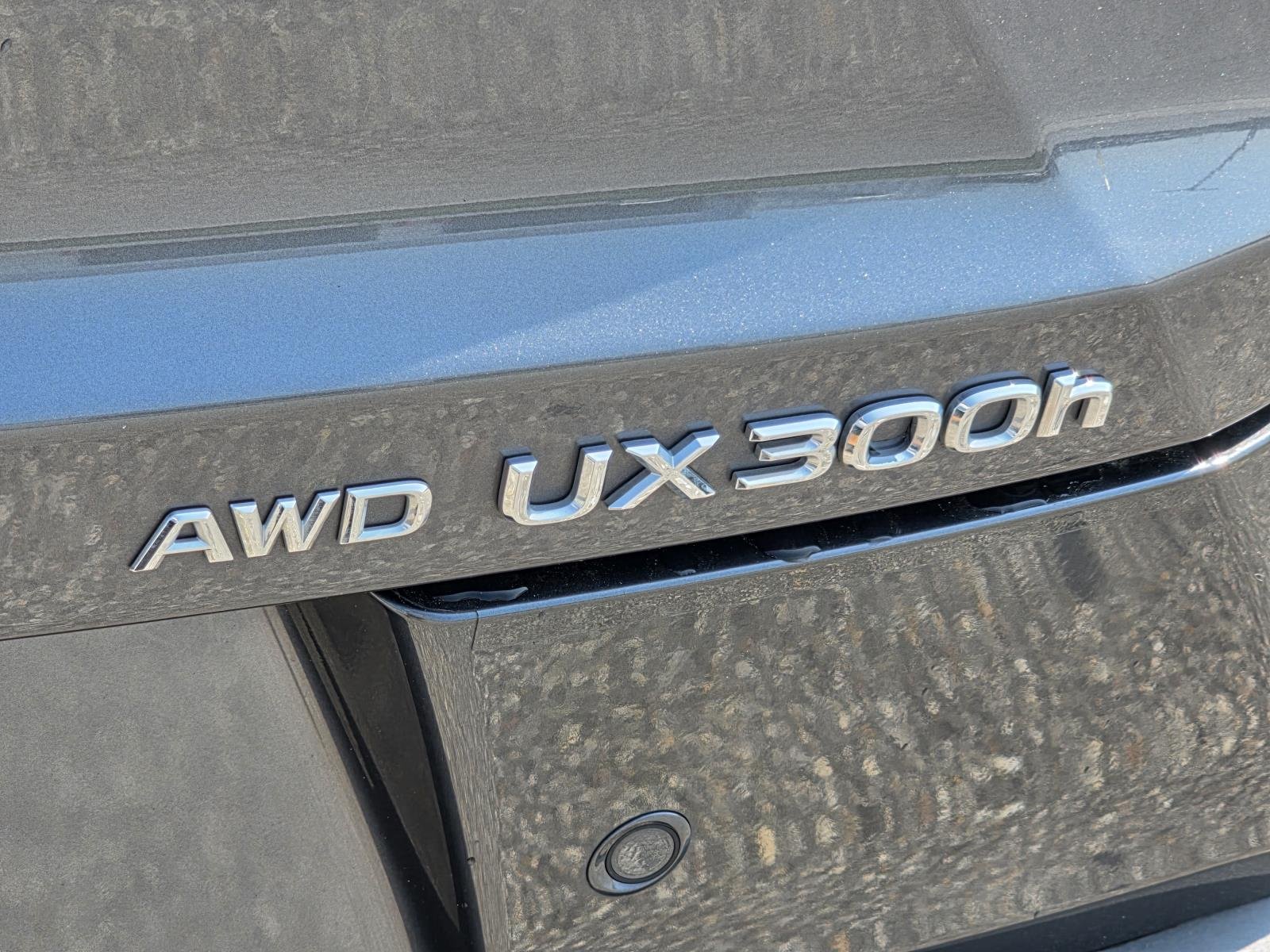 Used 2025 Gray Lexus 300h Premium image 35