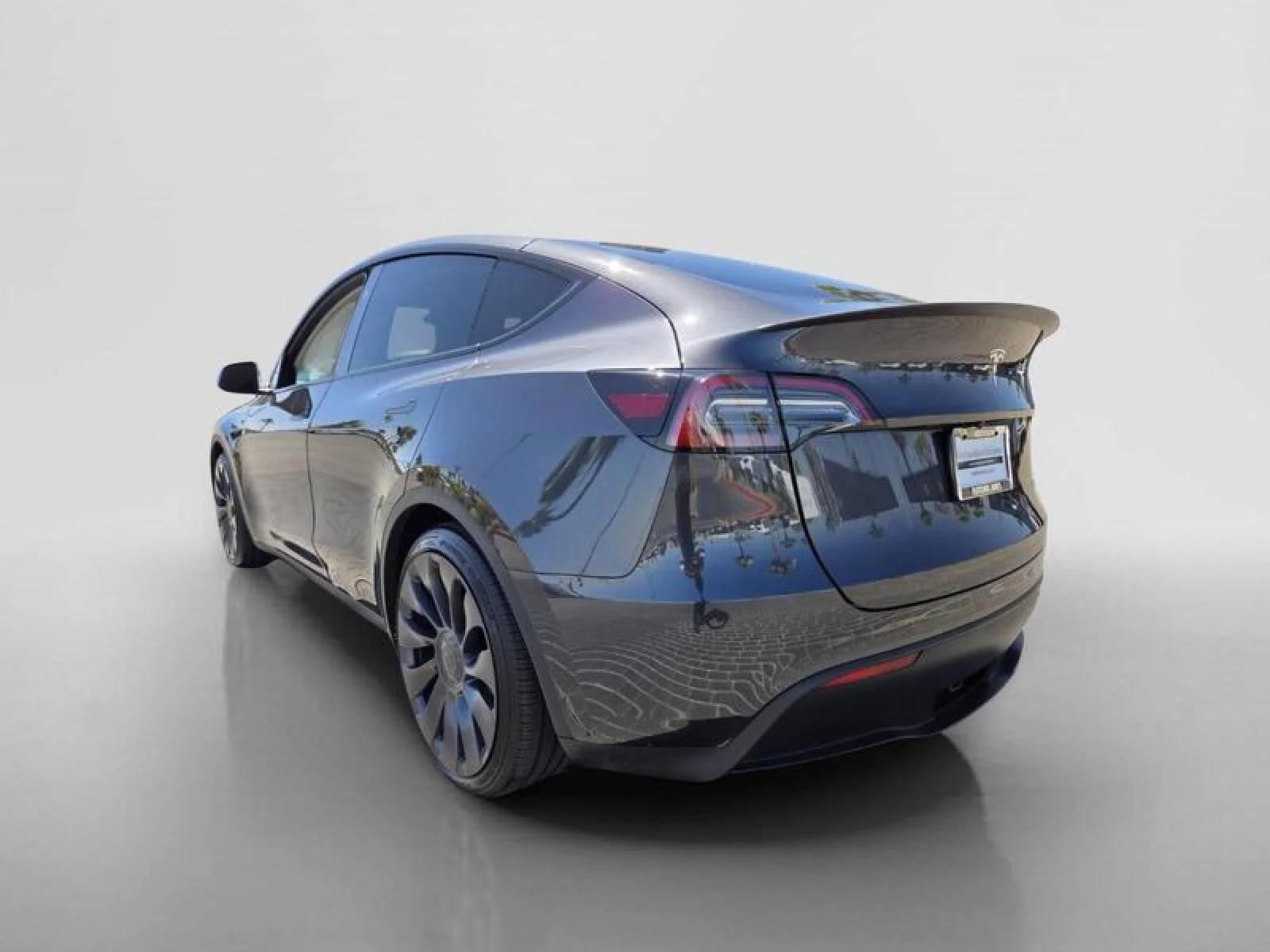 Used 2025 GRANITE GREY Tesla Performance AWD *Ltd Avail* image 3