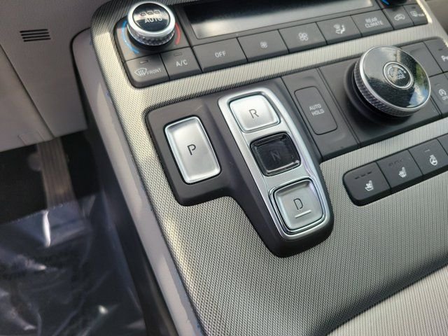 Certified Used 2024 White Hyundai SEL PREMIUM image 32