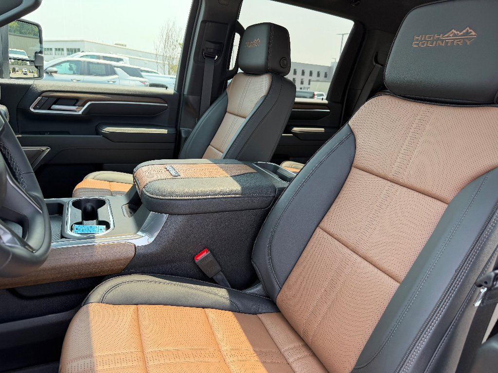 2026 Chevrolet Silverado 2500 HD High Country - Photo 36
