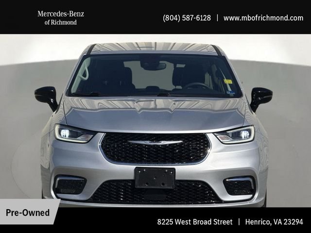 Used 2024 Silver Chrysler Touring L image 10