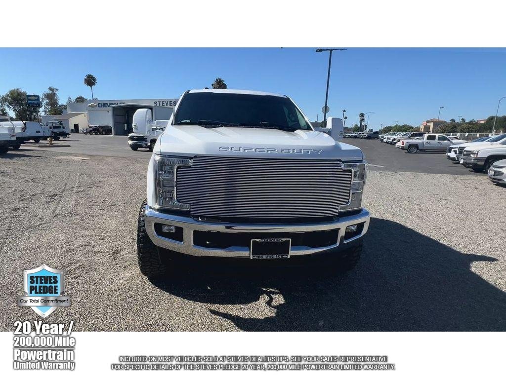 Used 2017 White Ford XLT image 5