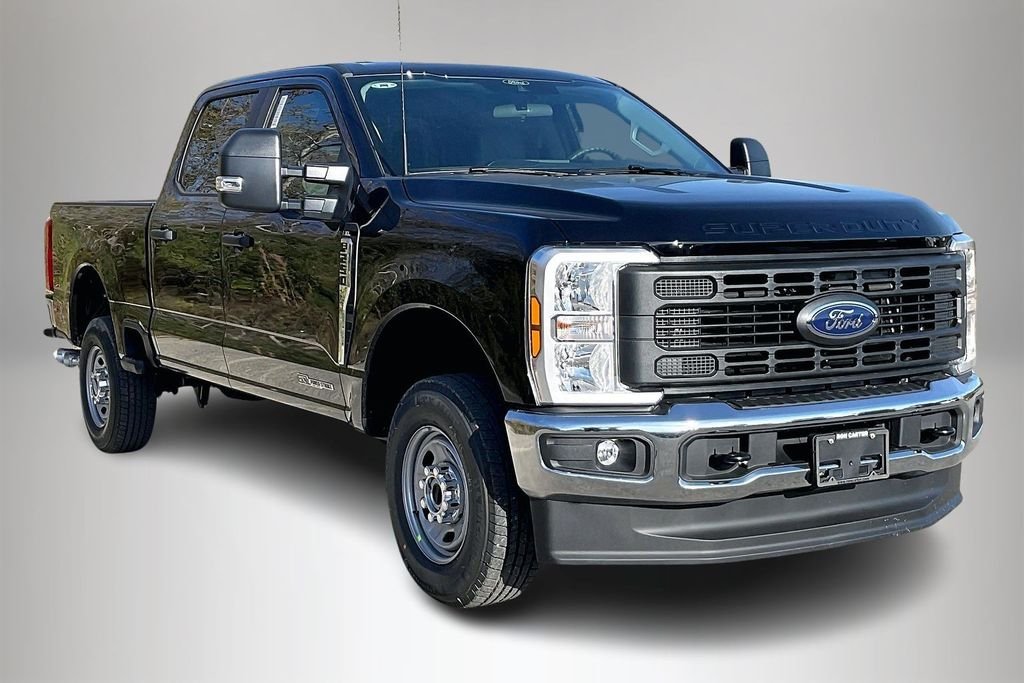 New 2026 Ford Super Duty F-250 XL 4D Crew Cab