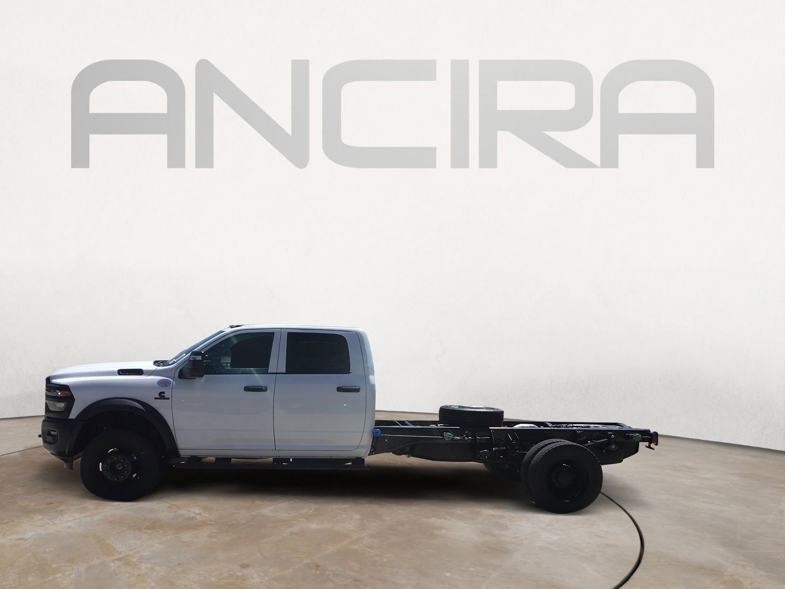 New 2026 Bright White Clearcoat RAM Tradesman image 7
