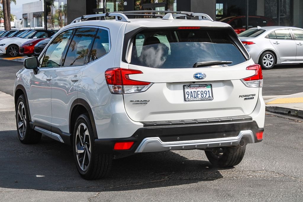 Used 2022 White Subaru Touring image 6