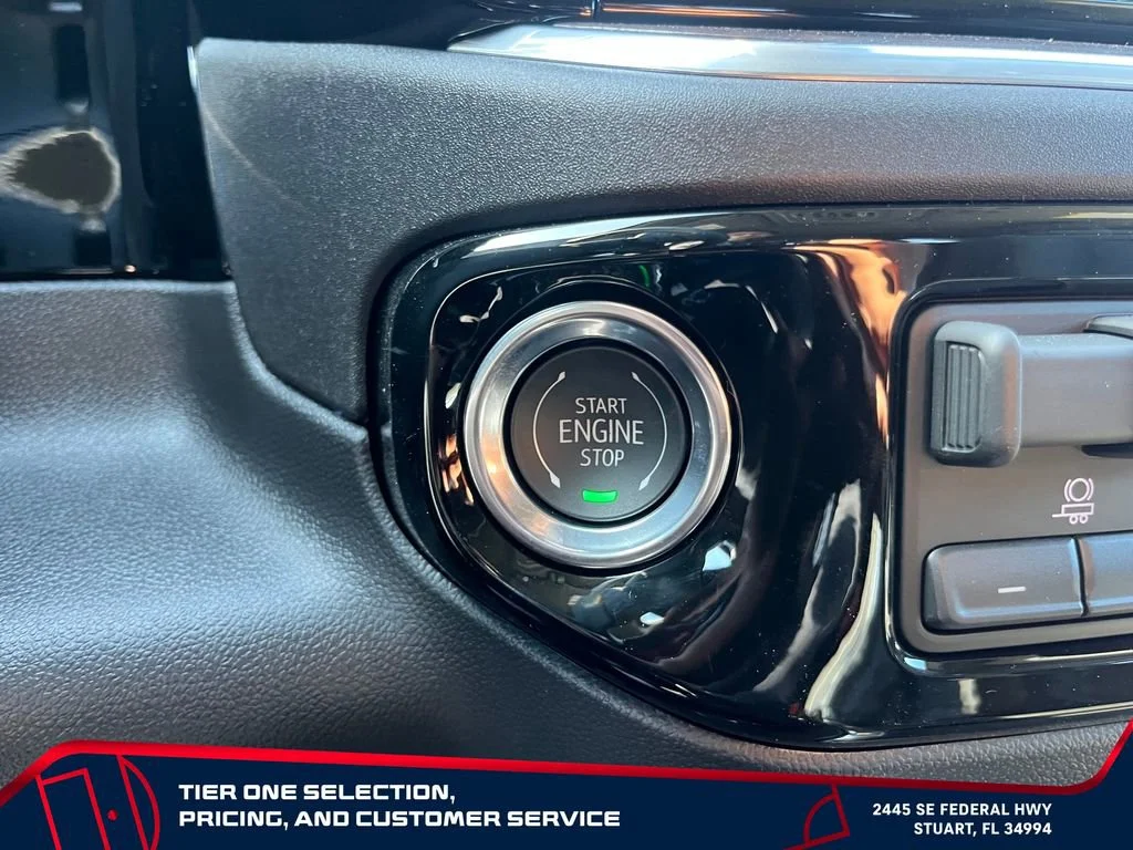 New 2026 Onyx Black GMC SLT image 28