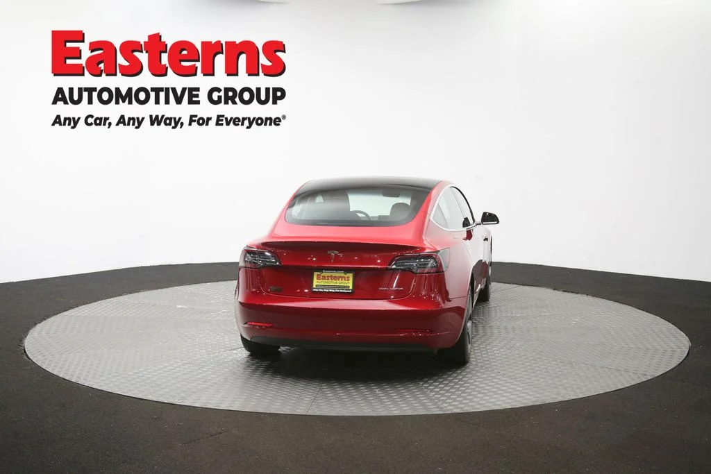Used 2018 Red Tesla Long Range image 33