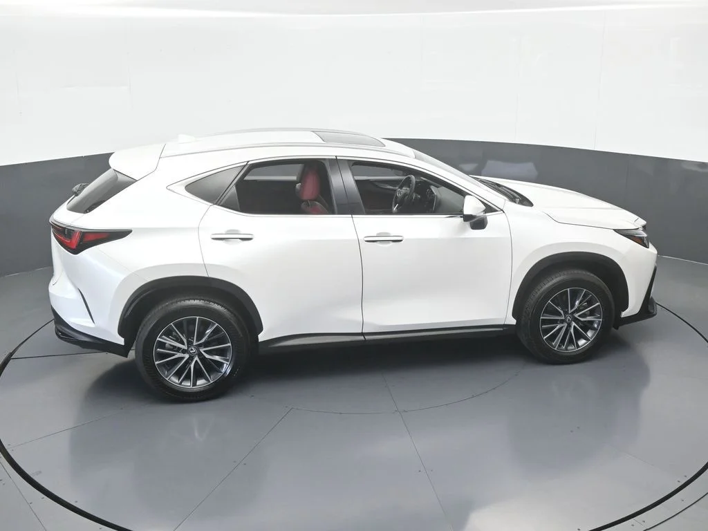 Used 2025 White Pearl Lexus 350 Premium image 54