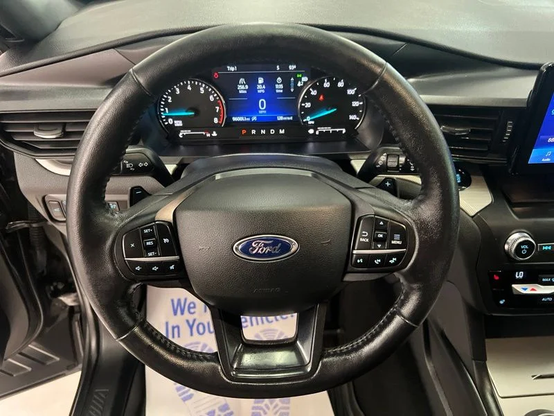 Used 2020 Gray Ford XLT image 25