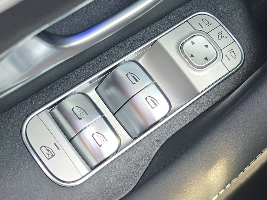 New 2026 MANUFAKTUR Alpine Grey Mercedes-Benz GLS 450 image 69