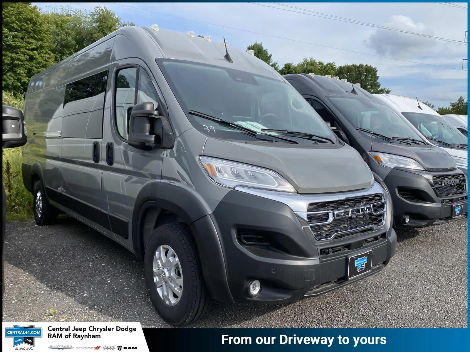 2025 Ram ProMaster Cargo Van SLT+