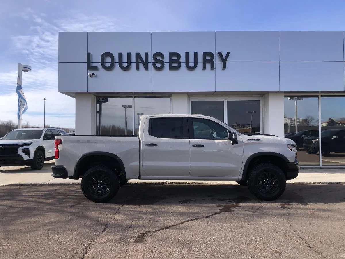 Used 2026 White Chevrolet 4WD Crew Cab 147" ZR2 image 2