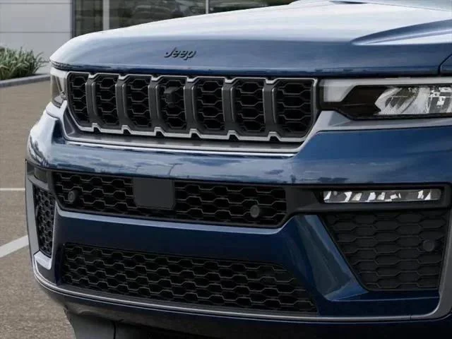 New 2026 Fathom Blue Pearl-Coat Exterior Paint Jeep Limited image 37