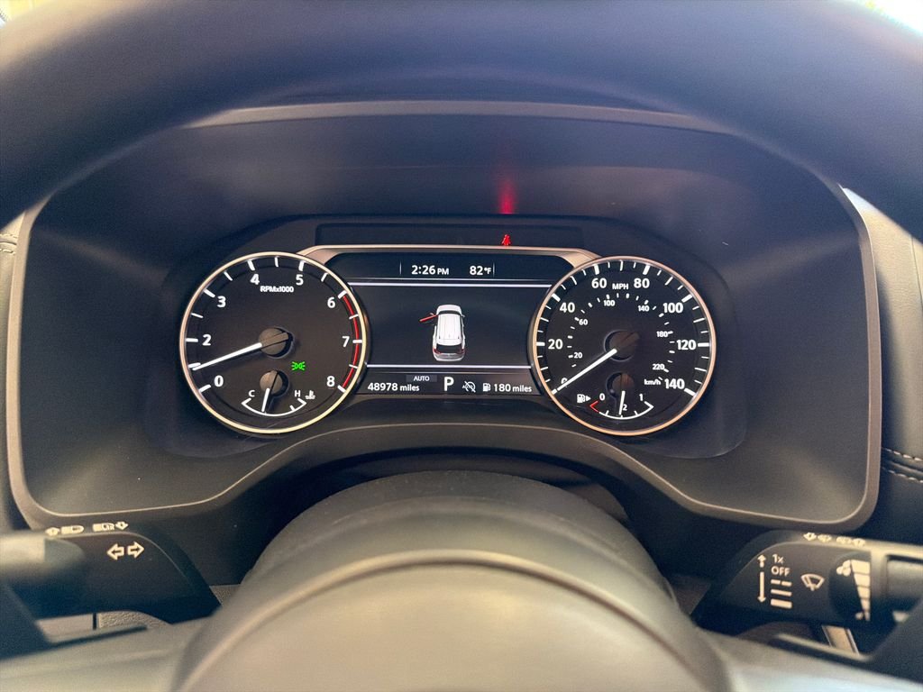 Used 2024 Silver Nissan S image 26