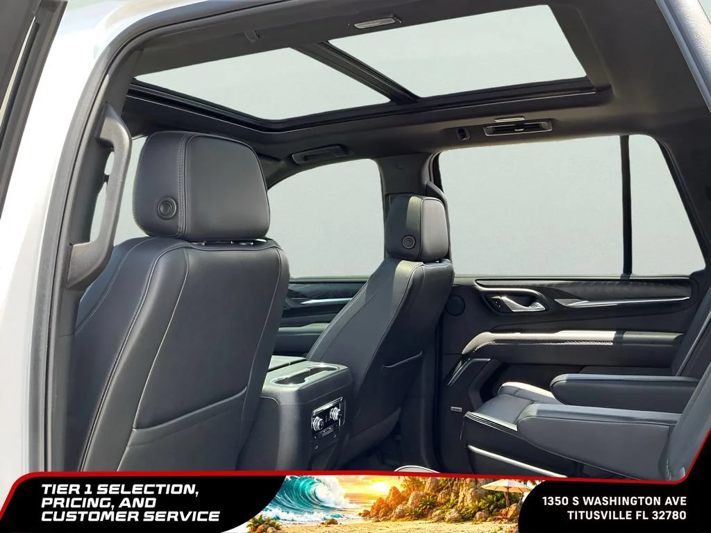 Used 2022 White Frost Tricoat GMC Denali image 26