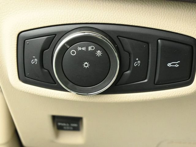 2017 LINCOLN MKC - Image 10