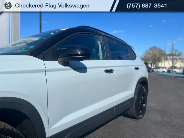 New 2026 Gray Volkswagen 1.5T SE Black image 3