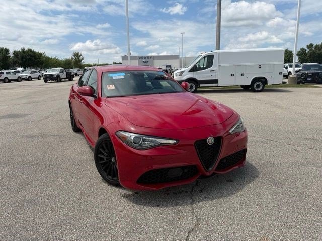 Used 2022 Rosso Alfa Romeo Sprint image 2